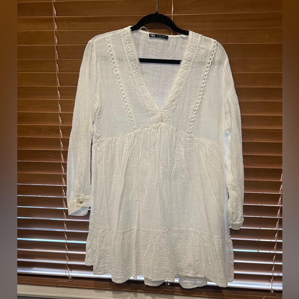 Zara Mini Dress in White/ Size L